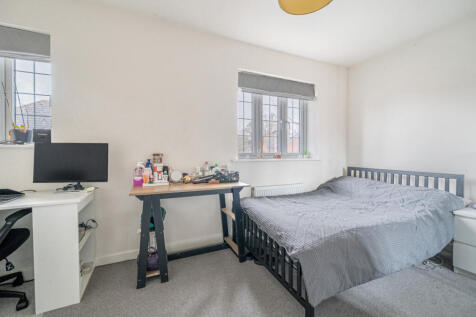 1388180-9-6937ee3...