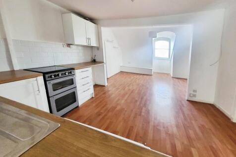Kipling Terrace, Westward Ho!, EX39 photo 3