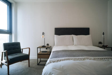 2 Bed Show Flat 26 (28)