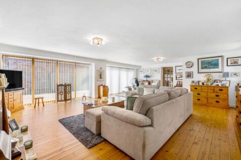 4 Blackthorn Court (Lincoln)-18