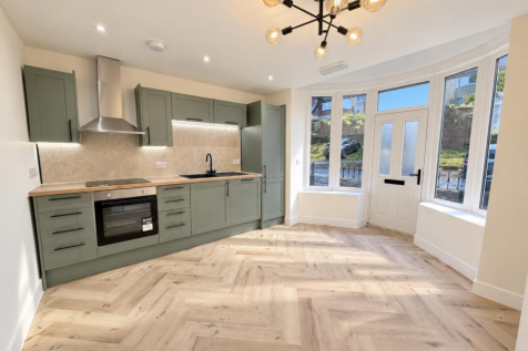 Kitchen 2.png