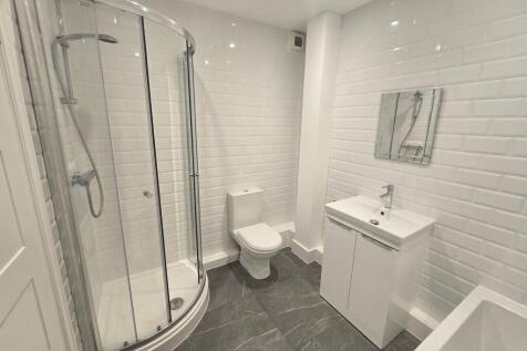 En Suite Bathroom