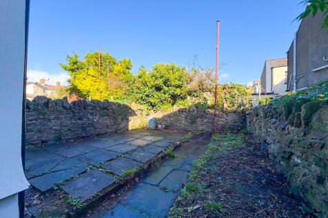 Call 02920 668585 to secure your viewing _9