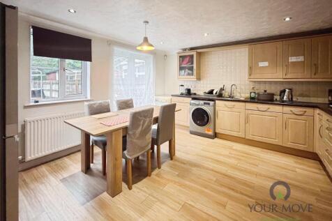 Fairway Drive, London, SE28 photo 4