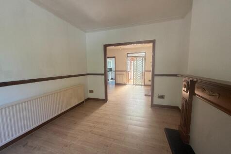 Cartwright Street, Hyde, Greater Manchester, SK14 photo 5