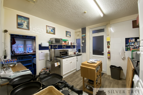 Gemini_Generated_Image_62inea62inea62in