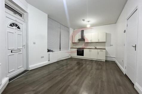 Lounge/Kitchen