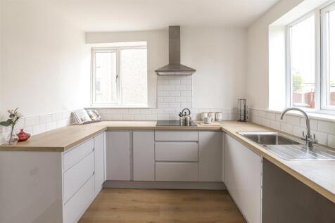 9 George Street-Kitchen.jpg