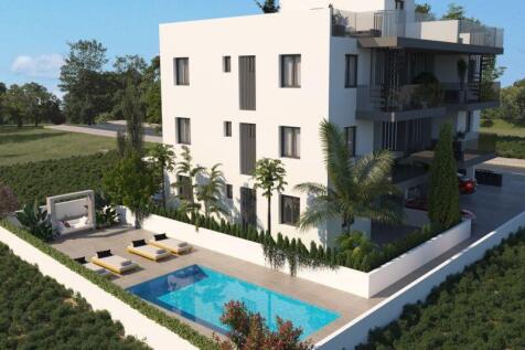 Apartments &amp;...