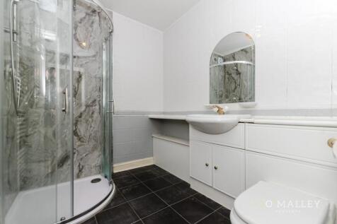 Bathroom .jpg