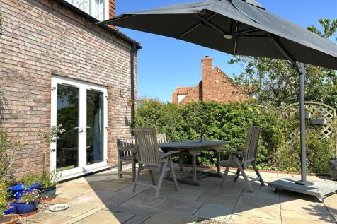 Paved Seating Area 003