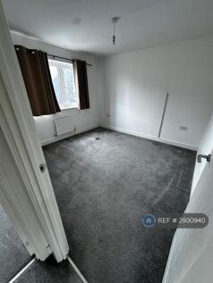 Chestnut Close, London, SE6 photo 4