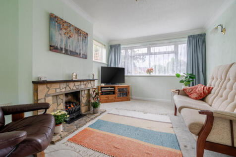 1349285-7-68c3fe2...