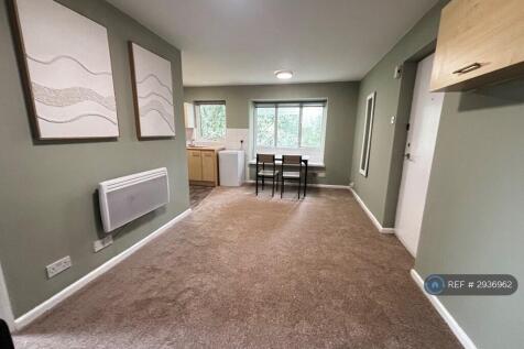 Audenshaw, Manchester, M34 photo 3