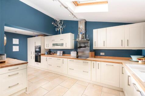 Kitchen/Breakfast Rm