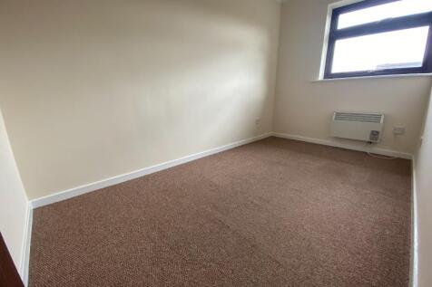 Marshland Drive, PE12 photo 5