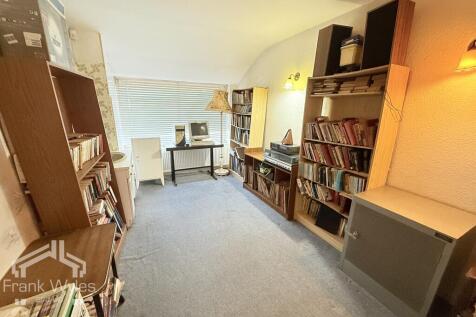 Photo 24-02-2025, 11 36 11