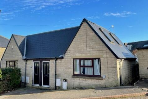 41 Aldred - front of house.jpg