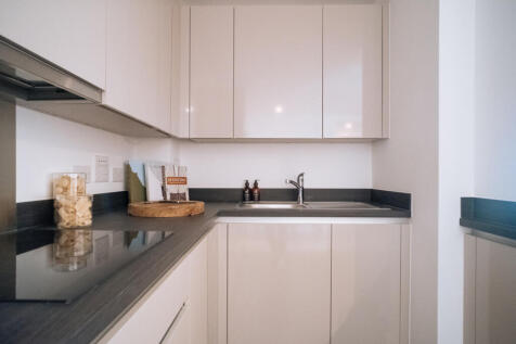 2 Bed Show Flat 26 (32)