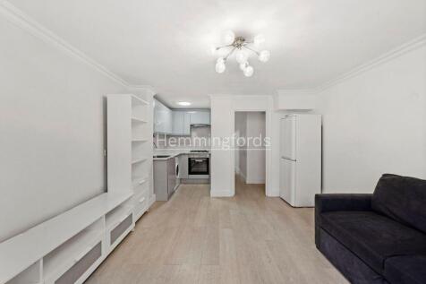 Flat C, 122 Blackstock Road - 9b7gvaKgT3xOFIR9DF9h