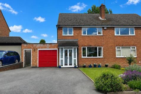 Ashfield Grove Halesowen 1.jpg