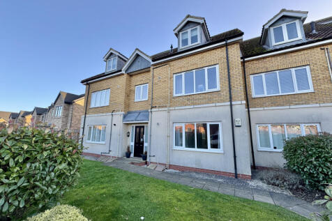 Two bedroom ground floor flat - For sale by aucti