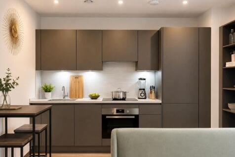 Green Street, E13 Studio For Sale By Barrain Londo