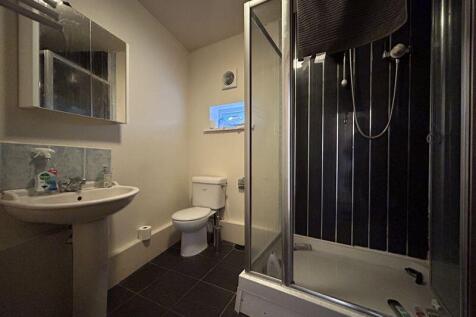 Rolleston Drive, Nottingham photo 5