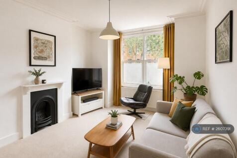 Front Room Or Second Bedroom 