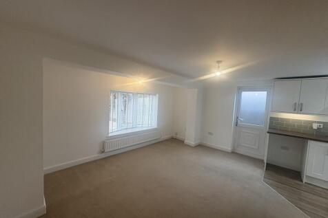 Swanlow Lane, Winsford photo 4