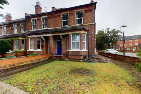 5-bed terraced on 10 Radford Road, Leamington Spa, £2,600/mo