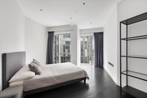 UPPER RIVERSIDE, 2, 402 RESHOOT-6.jpg