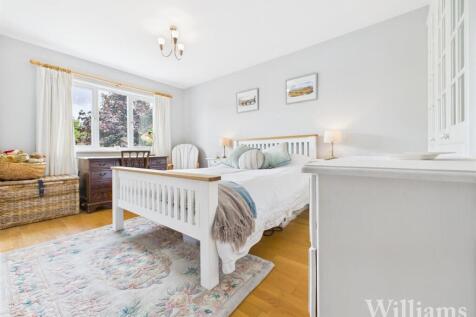 CAM04950G0-PR0108-STILL039 - Copy - Copy.jpg