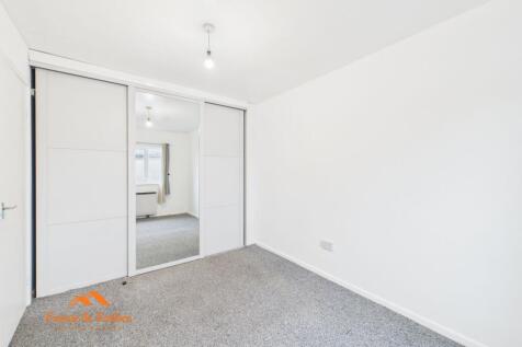 Hufling Court, Burnley, BB11 photo 4