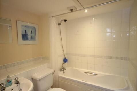 126 Squires Court 009 (Copy).JPG