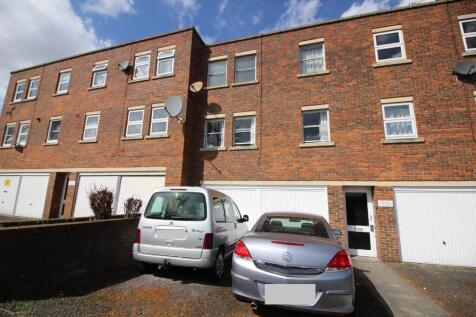 Worcester Park, KT4 - property photo
