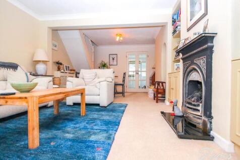6 Whitehall lounge M