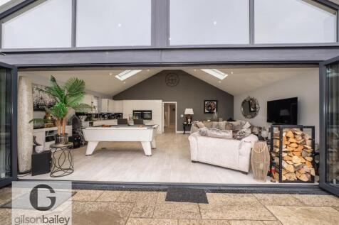 32StWilliamsWay-13.jpg