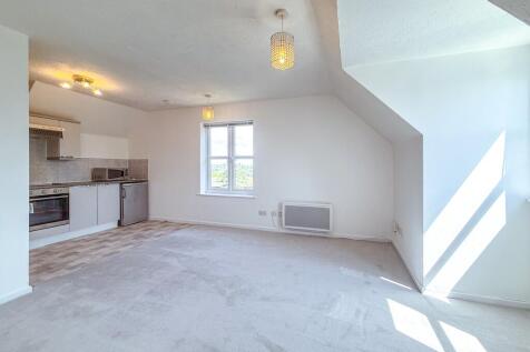 Anglian Close, Central Wat, Watford, WD24 photo 3
