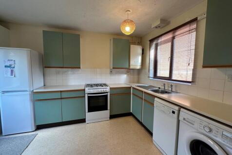 Fossey Close, Shenley Brook End, MK5 photo 4