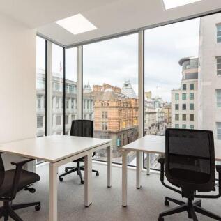 Office to rent Image 4
