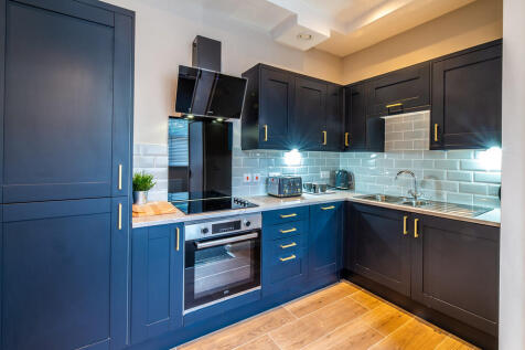 The Maze apt 4-00...