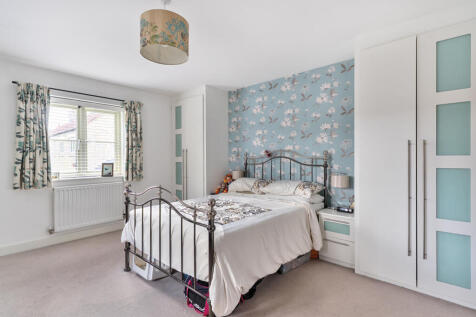 1325208-1-687e246...