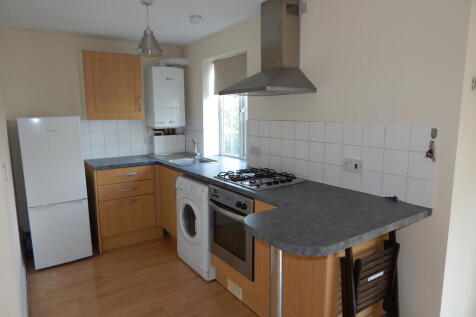 Bramley Court, Bramley Place, Great Baddow, Chelmsford, Essex photo 3