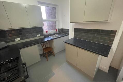 Picton road, L15 photo 3