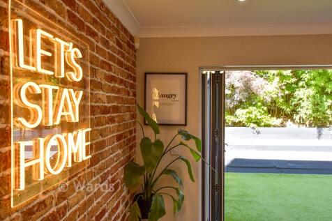 External Lifestyle Photograph