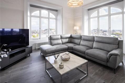 Living Room/View