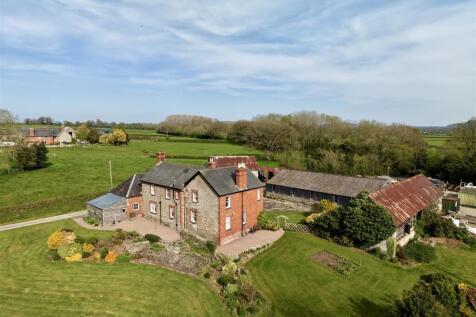 dji_fly_20260422_164028_0400_1776927350249_photo.J