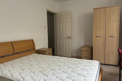 WhatsApp Image 2025-09-05 at 12.56.05 (2).jpeg