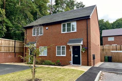 Red Oak Drive Kidderminster 1.jpg